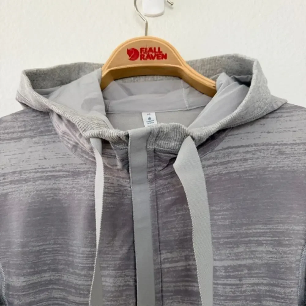 Lululemon Post Sweat Pullover 10 Righteous Stripe Silver Spoon Heathered Grey